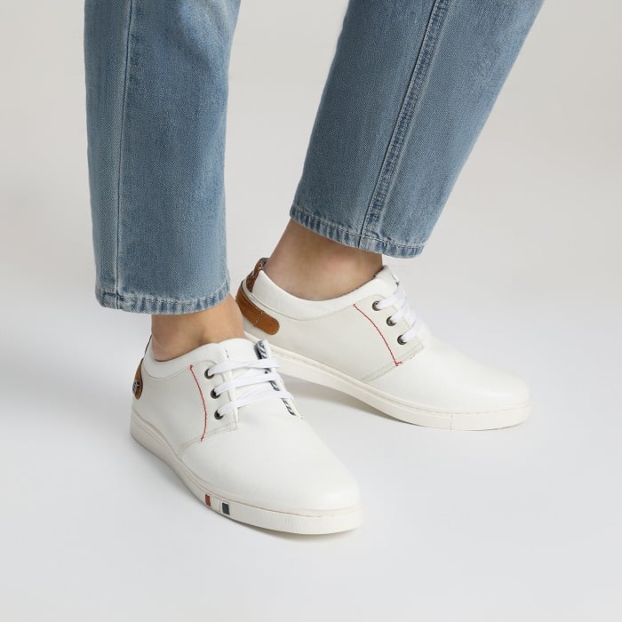 Leather White Textured Sneakers - Qwhite