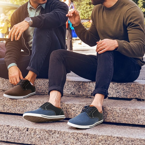How to wear Blue Sneakers