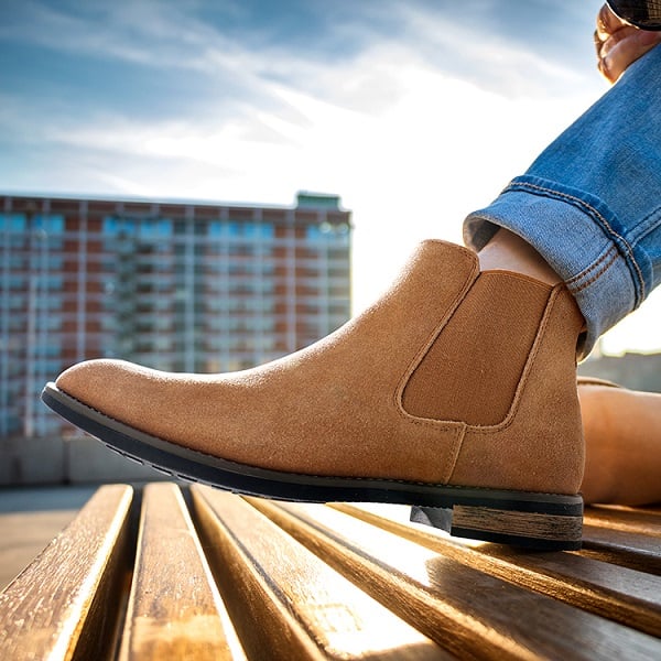 5 Coolest Ways To Men's Chelsea Boots With Jeans Like Pro