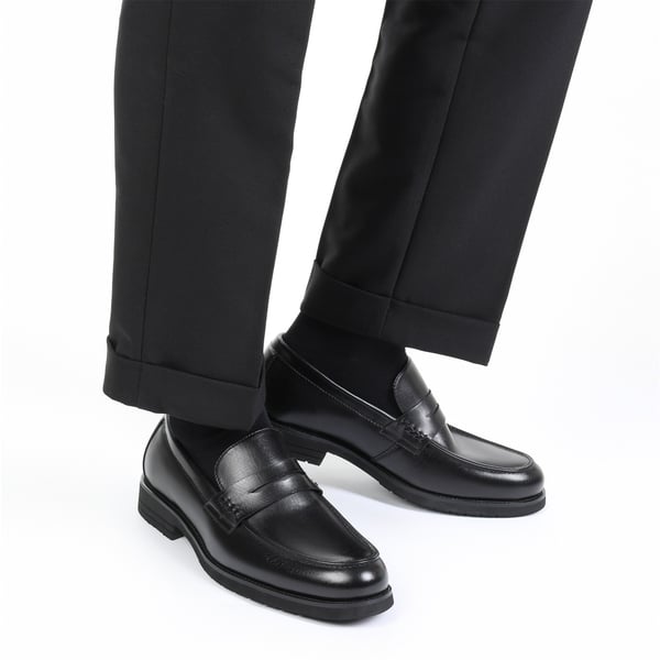 6 Fashionable Ways to Slay Loafers with Dress Pants-Bruno Marc